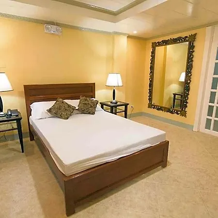 Nadelmar Hotel & Resort - Vice Mayor